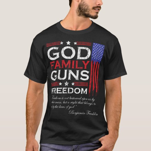 家族の神の銃と自由クリスチャンのマガトランプ  Tシャツ (正面)