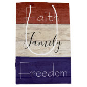 家族の自由に愛国心のある木材 ミディアムペーパーバッグ (正面)