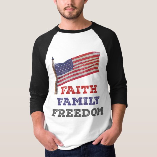家族の自由を信じる Tシャツ (正面)