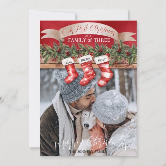家族の3クリスマスストッキング写真犬ママパパ シーズンカード (正面)