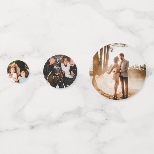 家族の5枚の写真を追加カスタムする コンフェッティ (裏面)