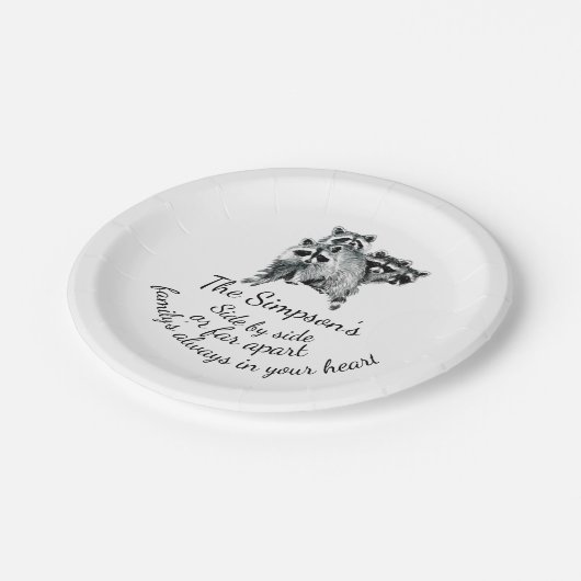 家族はいつもあなたのハート引用文かわいいアライグマ ペーパープレート (アングル)