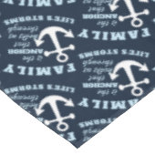 家族は我々を人生のいかりとして支える存在である テーブルクロス (アングル)