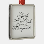 家族は神で最も素晴らしい最高傑作の1才です メタルオーナメント (右)