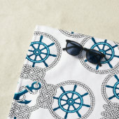 家族またはボート名ネイビーいかりロープ航海の ビーチタオル (インサイチュ)