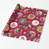 家族よくはしゃぐ写真コラージュのクリスマスレッド ラッピングペーパー (アンロールド)