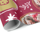 家族よくはしゃぐ写真コラージュのクリスマスレッド ラッピングペーパー (ロールコーナー)