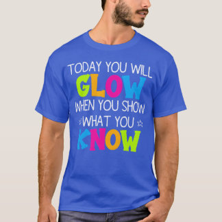 家族を誇りに思うあなたは今日輝いている Tシャツ