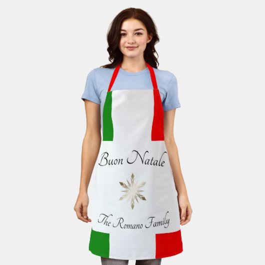家族イタリアン名ブオンナターレ国旗とスノーフレーク エプロン (着用した状態)