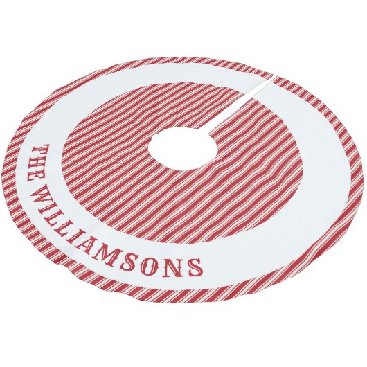 家族カスタム名のクリスマスツリースカート ブラッシュドポリエステルツリースカート (アングル)