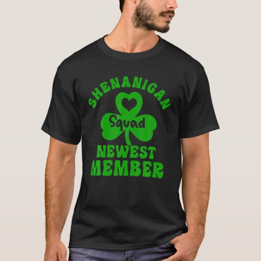 家族シェナニガン分隊セントパトリックの日最新M Tシャツ (正面)