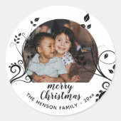 家族パーソナライズされたの黒い葉のクリスマスフォト ラウンドシール (正面)
