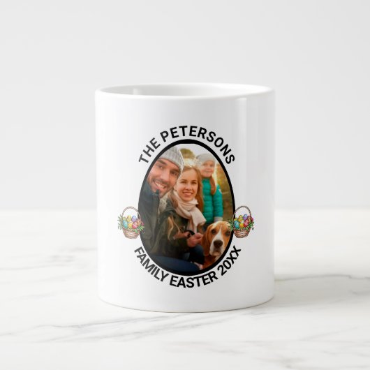 家族パーソナライズされたイースターフォト卵バスケット ジャンボコーヒーマグカップ (正面)