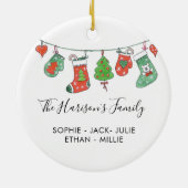 家族パーソナライズされたクリスマス水の色のストッキング セラミックオーナメント (裏面)