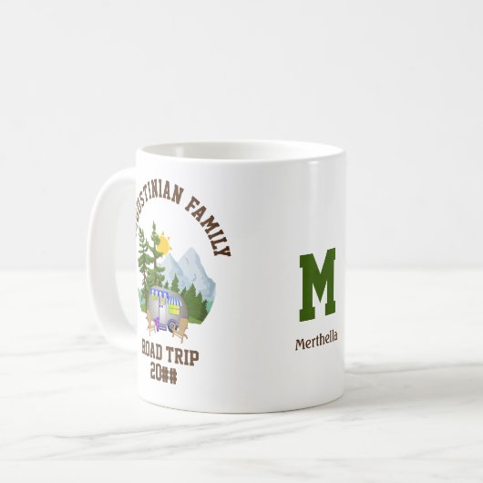 家族パーソナライズされたロードトリップモノグラム コーヒーマグカップ (正面左)