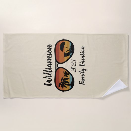 家族パーソナライズされた休暇 ビーチタオル (正面)