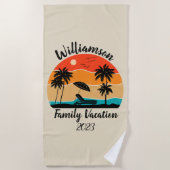 家族パーソナライズされた休暇 ビーチタオル (正面)