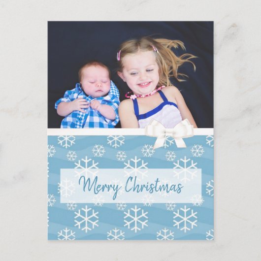 家族パーソナライズされた写真ブルースノーフレーククリスマス シーズンポストカード (正面)