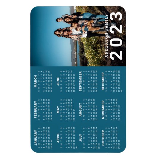 家族パーソナライズされた写真2023カレンダー マグネット (縦)