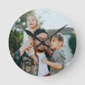 家族パーソナライズされた写真 ラウンド壁時計 (正面)