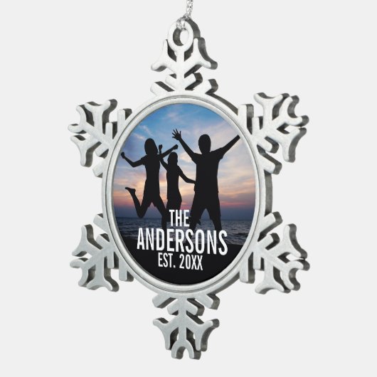 家族パーソナライズされた名付き家族写真 スノーフレークピューターオーナメント (右)