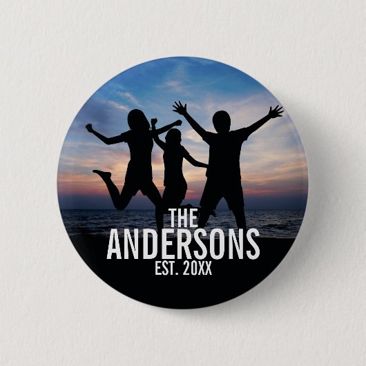 家族パーソナライズされた名付き家族写真 缶バッジ (正面)