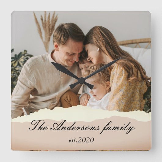 家族モダンの写真と名パーソナライズされた前の贈り物 スクエア壁時計 (正面)