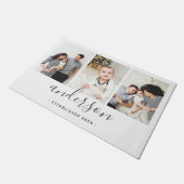 家族モダンモノグラム3フォトコラージュ ドアマット (アングル)