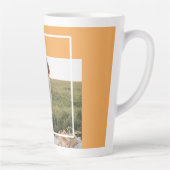 家族モダン写真と幸せな感謝祭の日の贈り物 カフェラテマグ (右)