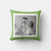 家族モダン写真グリーンシンプルラブリーギフト クッション (正面)