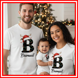 家族モノグラムのクリスマス〔雄ジカの〕枝角サンタハット Tシャツ