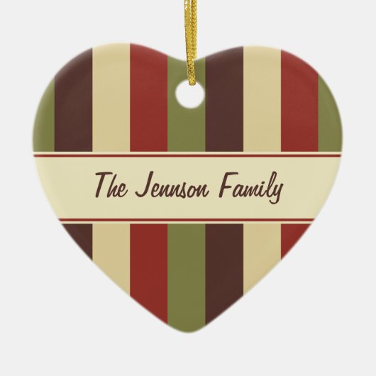 家族写真のハートのカスタムな文字のクリスマスのオーナメント セラミックオーナメント (正面)