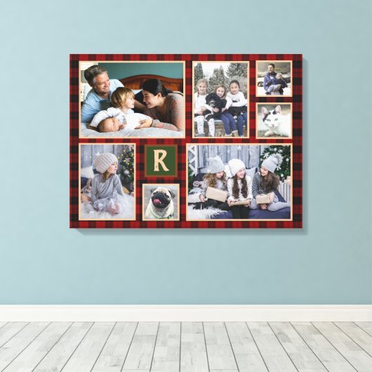 家族写真コラージュ赤モノグラムのバッファロープレイド キャンバスプリント (インサイチュ (ウッドフロア))