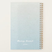 家族写真ソフトブルー水パーソナライズされた色 プランナー手帳 (裏面)