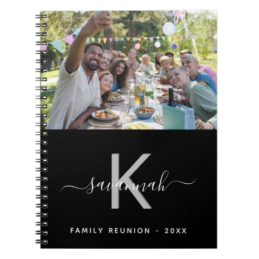 家族懇親会写真白黒モノグラム ノートブック (正面)