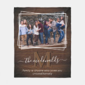 家族素朴モノグラム写真と引用文 フリースブランケット (正面)