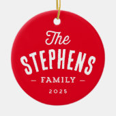 家族素朴名シンプル1枚の赤いクリスマス セラミックオーナメント (正面)