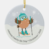家族連れのスキー旅行写真 セラミックオーナメント (正面)