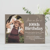 家族100th誕生日パーティーのシンプル写真 招待状 (スタンド正面)