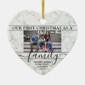 家族2フォト初めてのクリスマスフェイク大理石ハート セラミックオーナメント (正面)