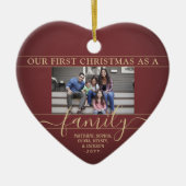 家族2写真初めてのクリスマスブルゴーニュレッド&金ゴールド セラミックオーナメント (正面)