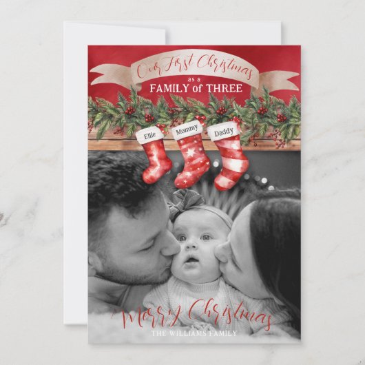 家族3人のクリスマスストッキング写真 赤ちゃんファースト シーズンカード (正面)