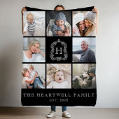 家族8フォトコラージモノグラムクレスト白黒 フリースブランケット