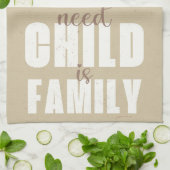 家族(母、パパ、子供)白の砂 キッチンタオル (折り畳み)