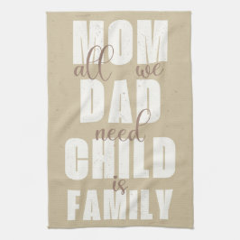 家族(母、パパ、子供)白の砂 キッチンタオル