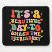 家父長制を破るのは美しい日だ マウスパッド (正面)