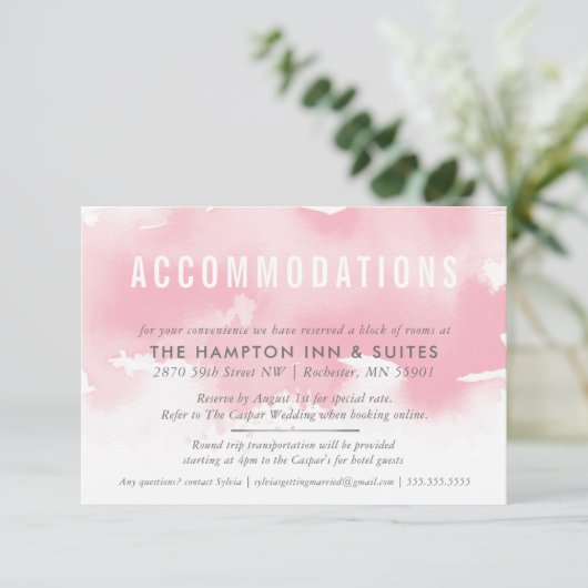 宿泊用カードスタイリッシュ水彩赤面ピンク エンクロージャーカード (スタンド正面)