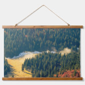 寂し転がい秋の野原に霧がかかっている 吊り下げ型タペストリー (正面)