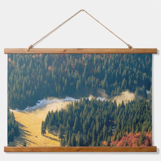 寂し転がい秋の野原に霧がかかっている 吊り下げ型タペストリー (正面)