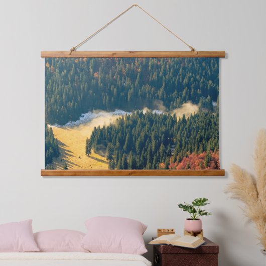 寂し転がい秋の野原に霧がかかっている 吊り下げ型タペストリー (寝室)